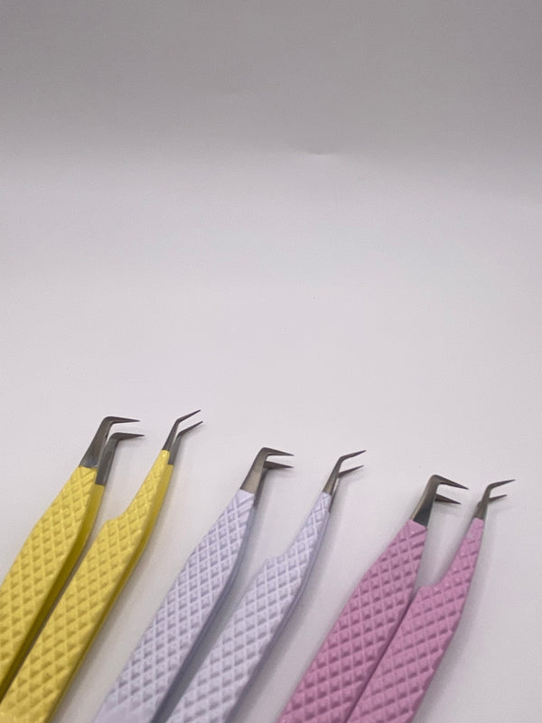 Tweezers